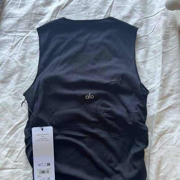 Alo Ribbed Tank - Picture 2 of 6